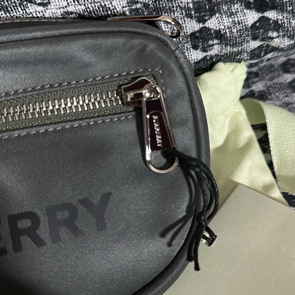 Burberry Gray Crossbody Bag - Picture 3 of 8